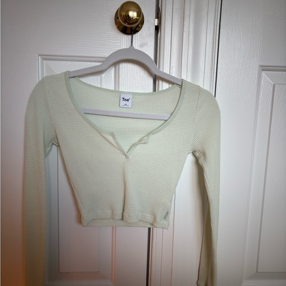 TNA Women's Cream V-Neck Crop Top